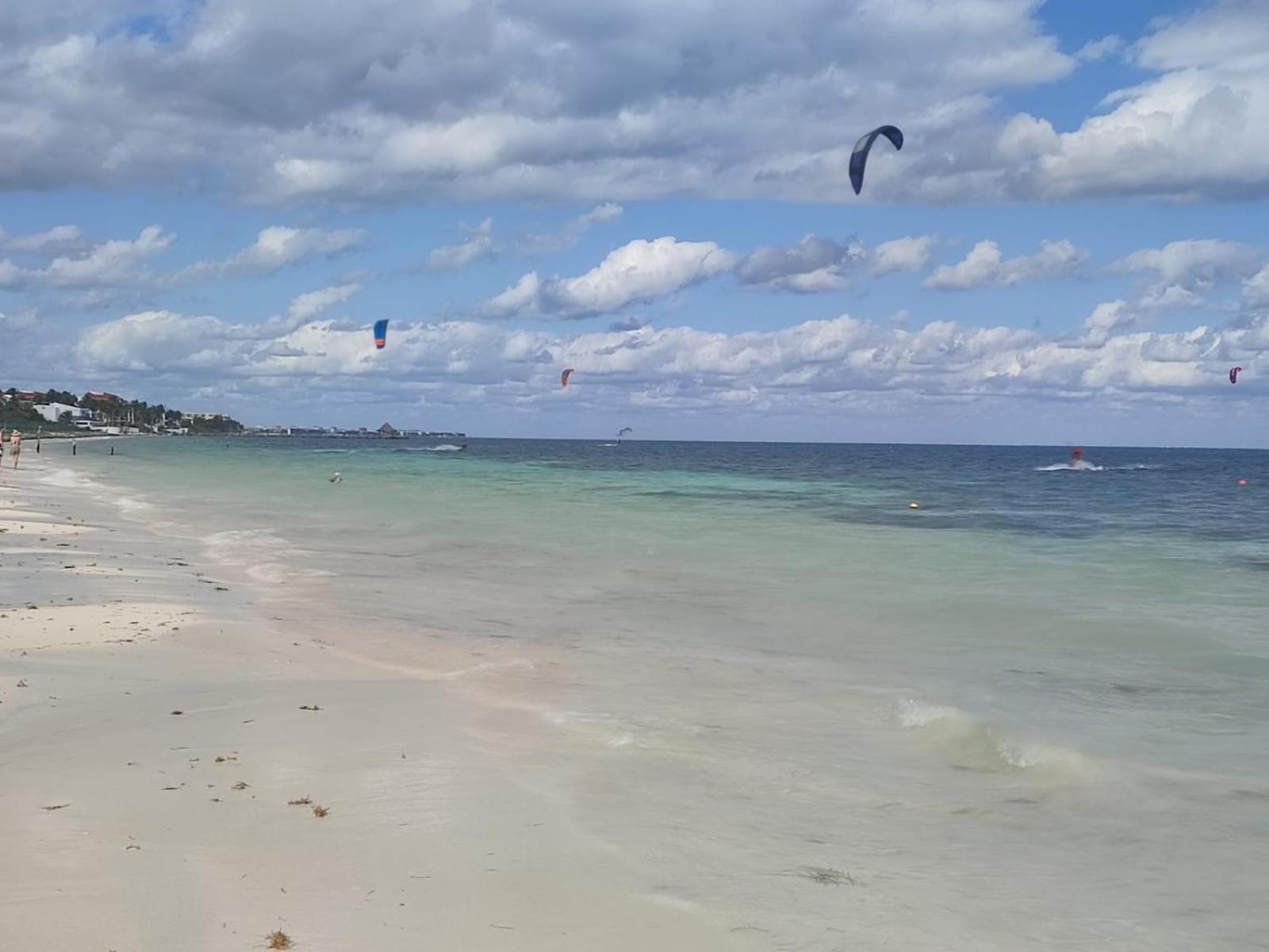 Modern 1 Bedroom Suite By Beach Great Location! Puerto Morelos Esterno foto